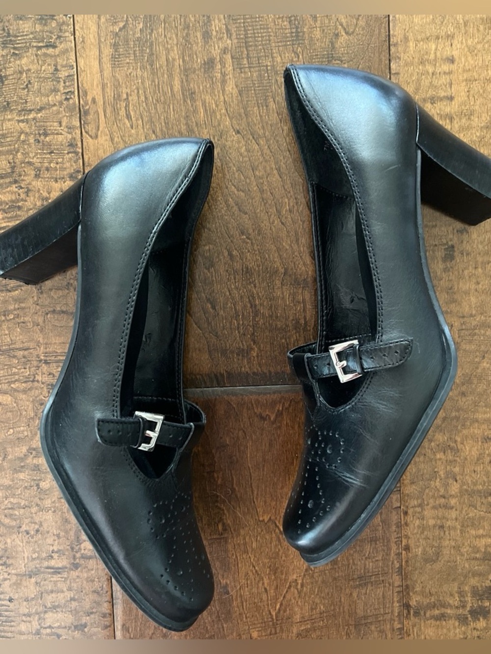 Vintage 90’s Etienne Aigner black leather retro Mary Jane Oxford pumps Sz. 7